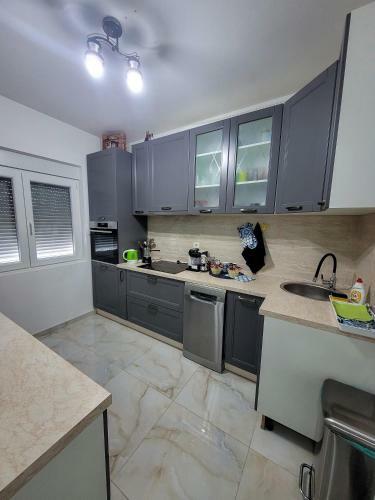 Apartment With Parking Space In Obrenovac