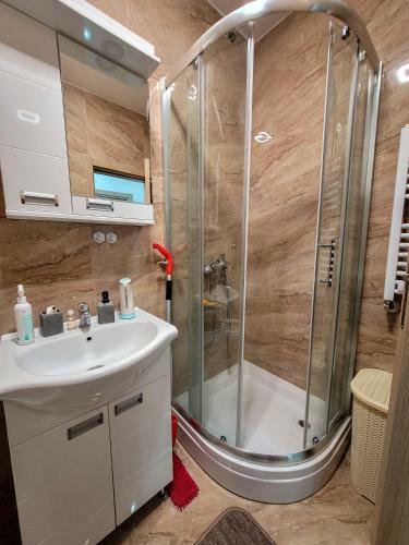 Apartment With Parking Space In Obrenovac