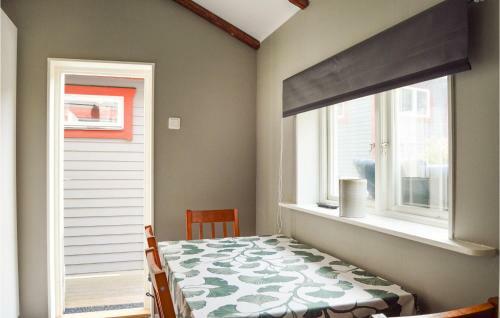 Nice Home In Stavsn�s With 1 Bedrooms