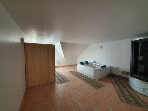 Hostal Pensiune Restaurant Cosna