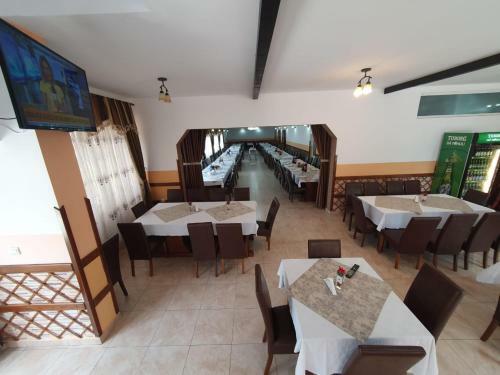 Hostal Pensiune Restaurant Cosna