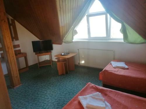 Hostal Pensiunea Cezara