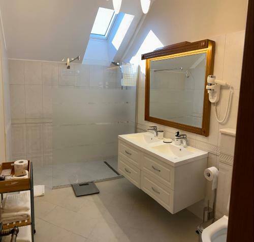 Hostal Conacul Cornu 1945