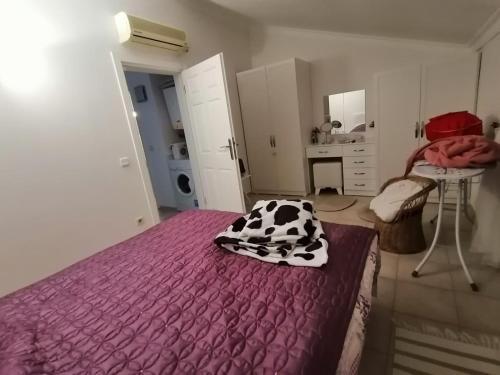 Denize S?f?r 3+1 Triplex Site ?�erisinde Havuzlu Villa