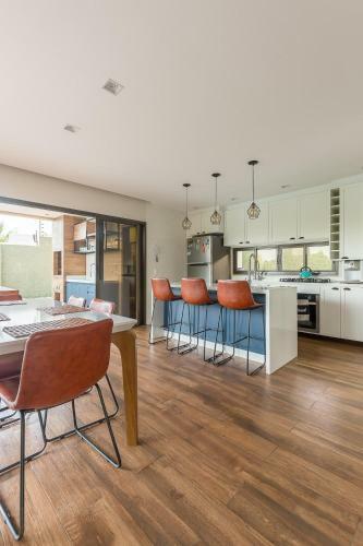 Luxurious New House, Unforgetable Experience.