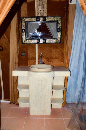 Relaxing Desert Camp - Luxury & Royal