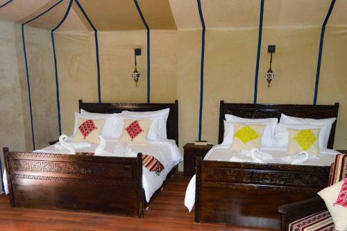 Relaxing Desert Camp - Luxury & Royal