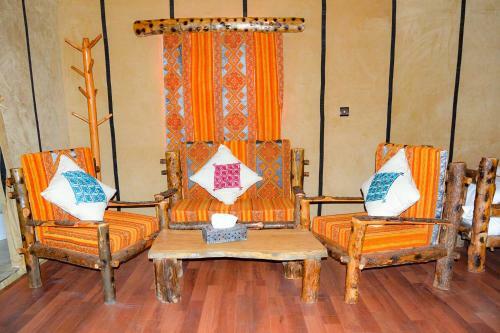 Relaxing Desert Camp - Luxury & Royal