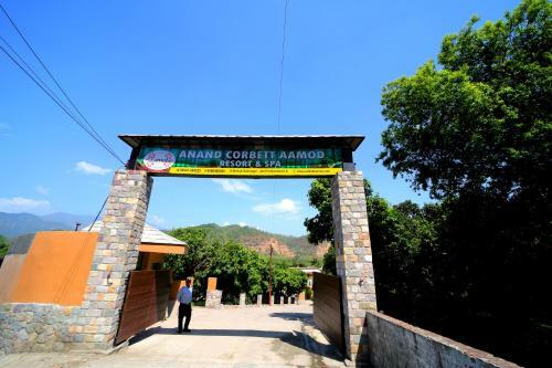 Hotel Anand Aamod Spa And Resort-riverside Resort