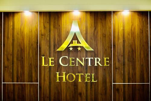Le Center Hotel