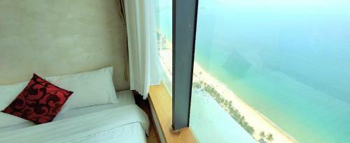 Nha Trang Ocean & City View Apartment