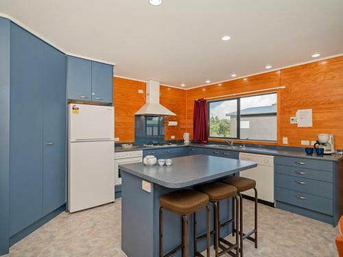 Matarangi Escape - Matarangi Holiday Home