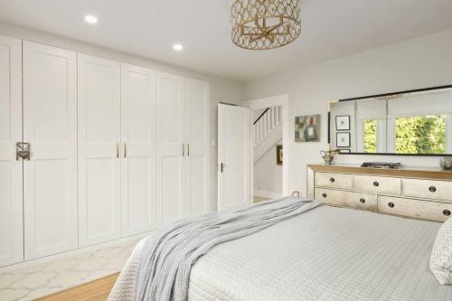 Gorgeous 4brd House Conveniently Located In Nanaimo