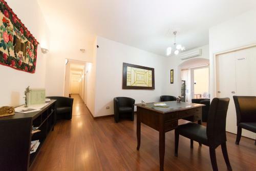 Hostal Lewisrooms Affittacamere