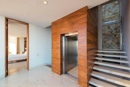 New Oceanfront Luxury Villa In Puerto Vallarta