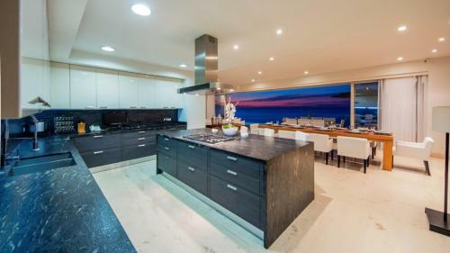 New Oceanfront Luxury Villa In Puerto Vallarta