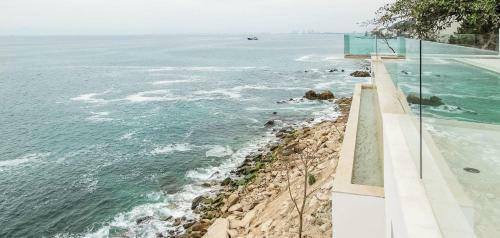 New Oceanfront Luxury Villa In Puerto Vallarta