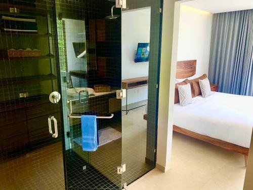2 Bdrm Fresh View Remodeled Unit Wifi & Parking