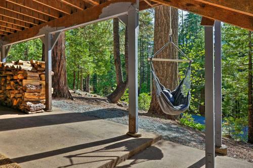 Dreamy Woodland Hideaway Grills, Fire Pit!