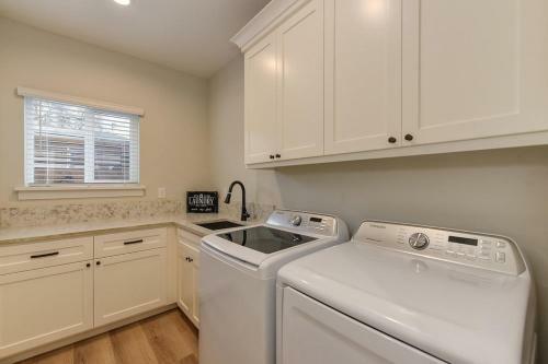 Rustic Modern Home Near Sutter St &historic Folsom