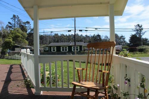 Annie's Beach House Inn Blue Pacific Get-away