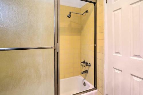 Apartamento Orange County Gem Walk To Crescent Bay Beach