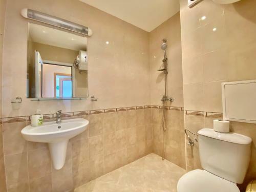 Aqua Dreams - Private Apartment - Bsr