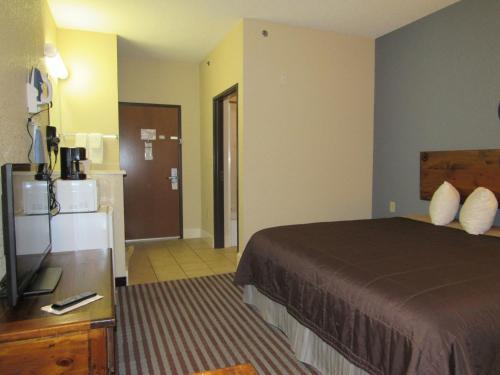 Atria Hotel And Rv