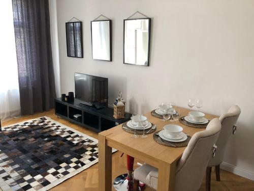 Modern Studio Apartment