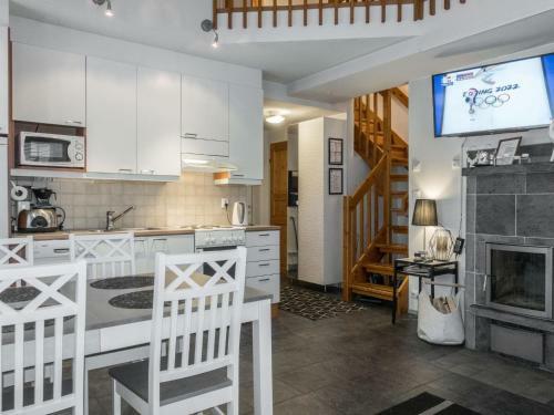 Holiday Home Keskuskuja B4