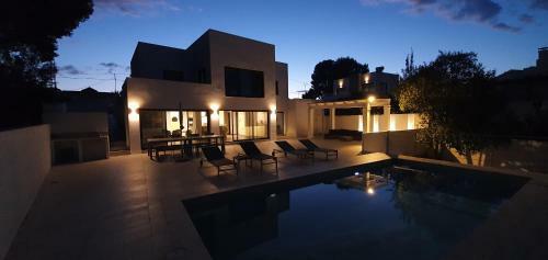 Villa Graham Holiday Rentals - Amistat
