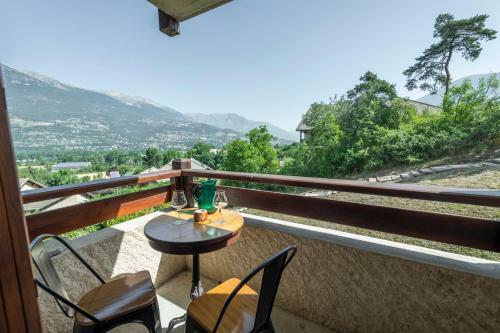 Apartamento Joli T2 - Vue Sur Lac - 5 Min Du Plan D'eau D'embrun