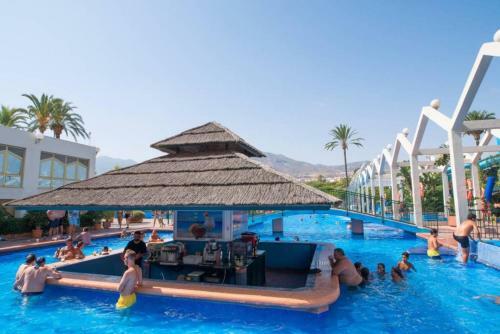 Apartamento Benal Beach Sea Front Holiday Home
