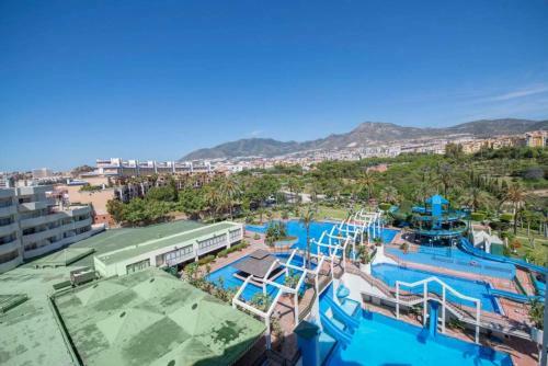Apartamento Benal Beach Sea Front Holiday Home