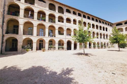 Apartamento Nice Apt With Terrace In The Historical Center !