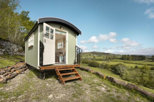 The Heron Shepherds Hut At Lyth Valley
