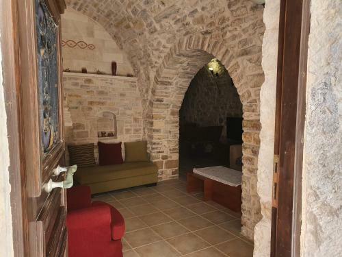 Traditional Medieval Holiday House In Kalamoti