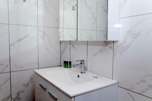 Villa Elina By Golden Residence
