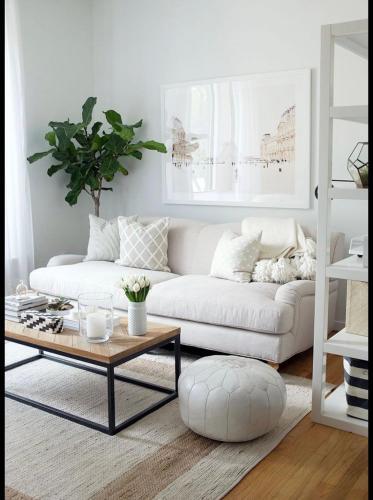 Stunning 2 Bedroom, 2 Bathroom Apartment.