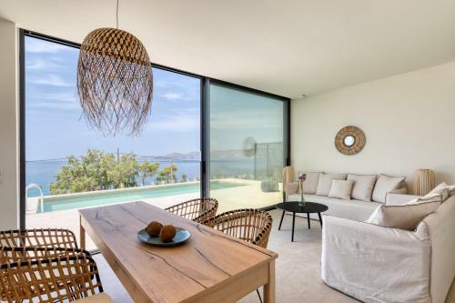 's Cave Villas Seaside Karystos