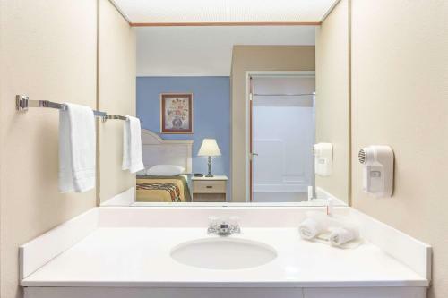 Hotel Super 8 Freeport