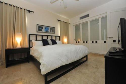 Aparthotel Watermark Luxury Oceanfront Residences