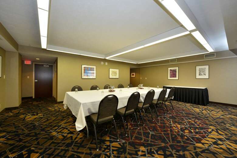 Best Western Premier Waterfront Hotel & Convention Center