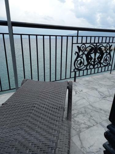 Ekie Apartment 2 With Sea View