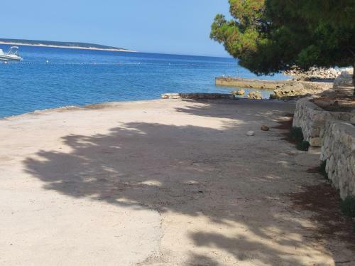 Apartamento Dolphin View With A Pool By The Beach