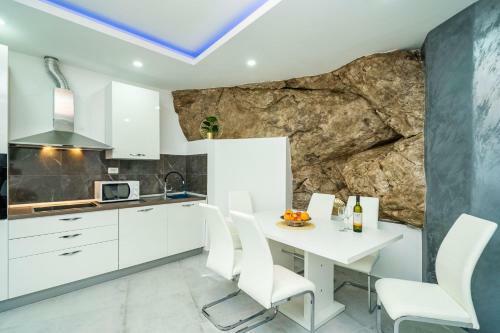 Hidden Gem Apartment