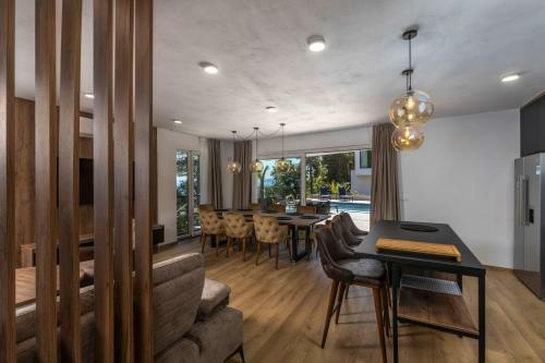Beautiful Villa Visum Mare Duo