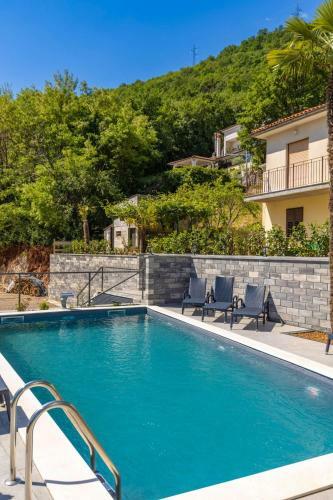 Beautiful Villa Visum Mare Tribus