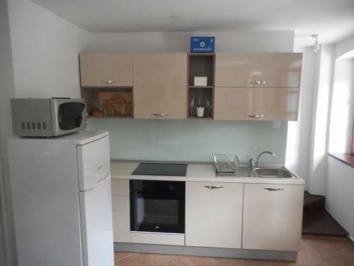 Seafront Apartment Riva