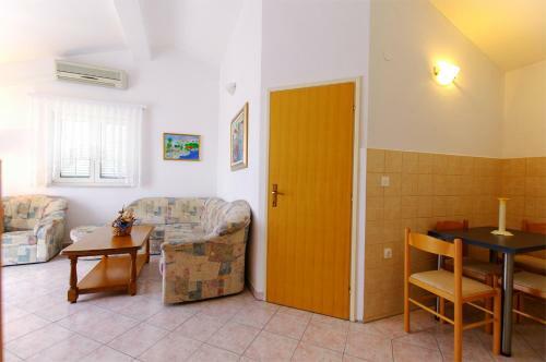 Apartamento Murter-slanica Beach Sea & Sunset View